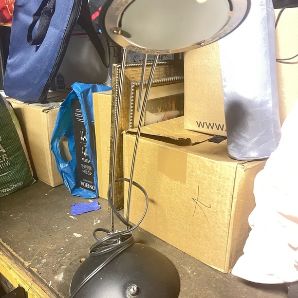 Desk lamp - Picture 2 of 2